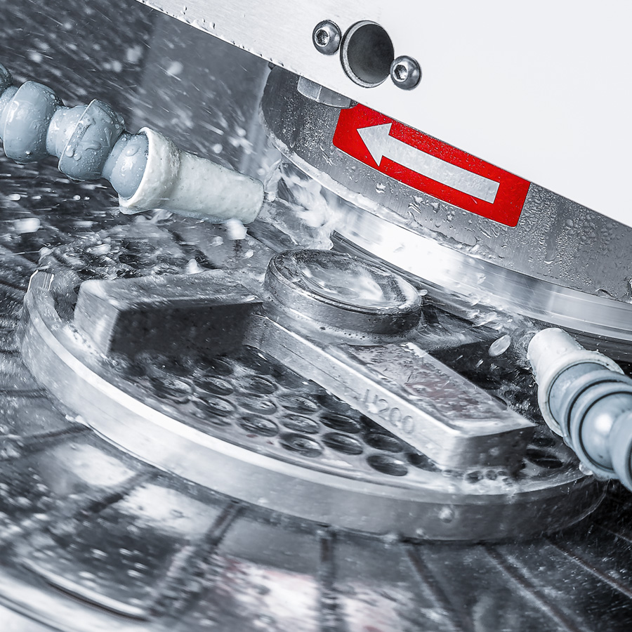 Affûteuse entièrement automatique pour plaques et couteaux de hachoir W 40 Affûteuse entièrement automatique pour plaques et couteaux de hachoir W 40