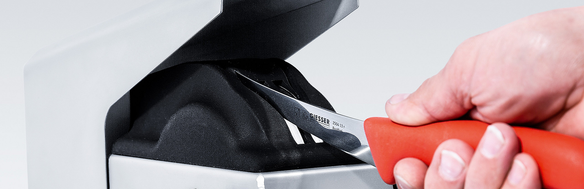 Affûteuse universelle à eau USK 160 S Affûteuse universelle à eau USK 160 S